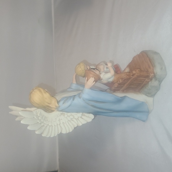 Home Interior 2 Collectible Porcelain Angel Figurines - Picture 8 of 16